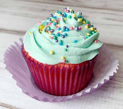 Yummy Strawberry Cupcakes (Set of 6)