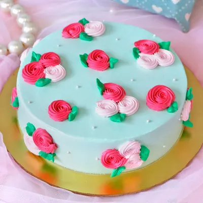 Roses Pearls Chocolate Cake