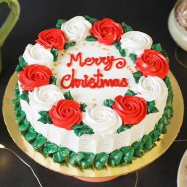Simple Christmas cakes - Decorated Cake by Gabby's cakes - CakesDecor