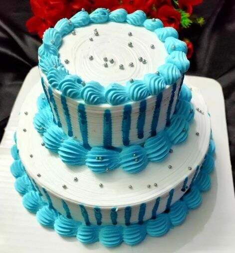 Creamy White and Blue Cake